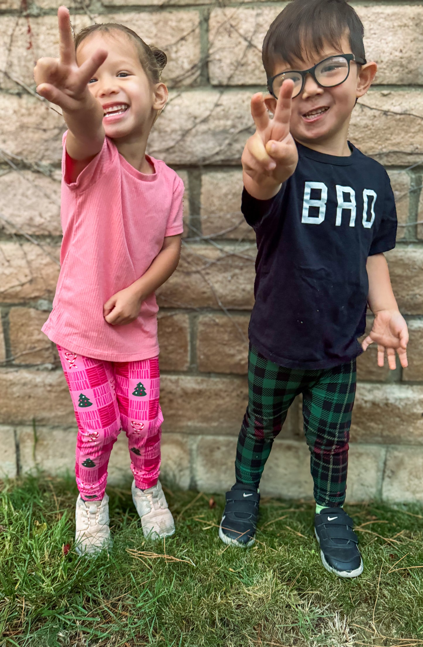 LuLaRoe Holiday Leggings - Peppermint Party Plaid