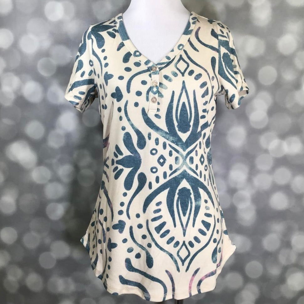 LuLaRoe Bailey - Azure Medallion