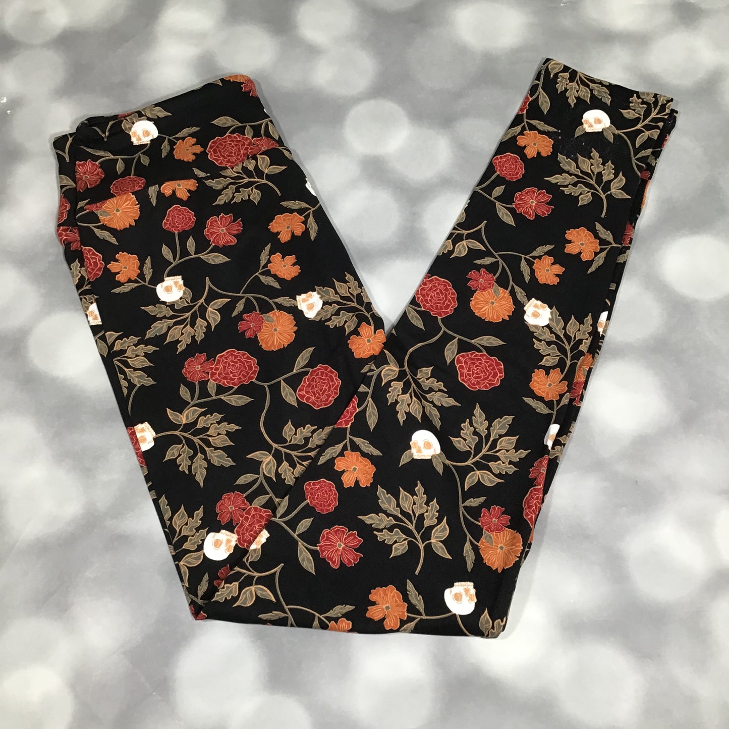 LuLaRoe Halloween 2025 - Leggings - Haunted Blooms
