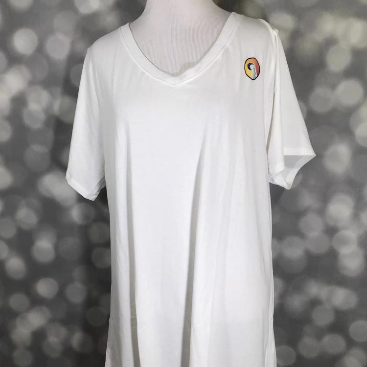 LuLaRoe Christy T 2XL in white with wave graphic, relaxed fit V-neck tee