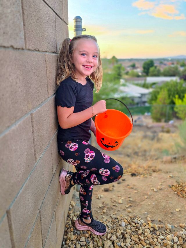 LuLaRoe Halloween 2025 - Leggings - Midnight Margold Skulls