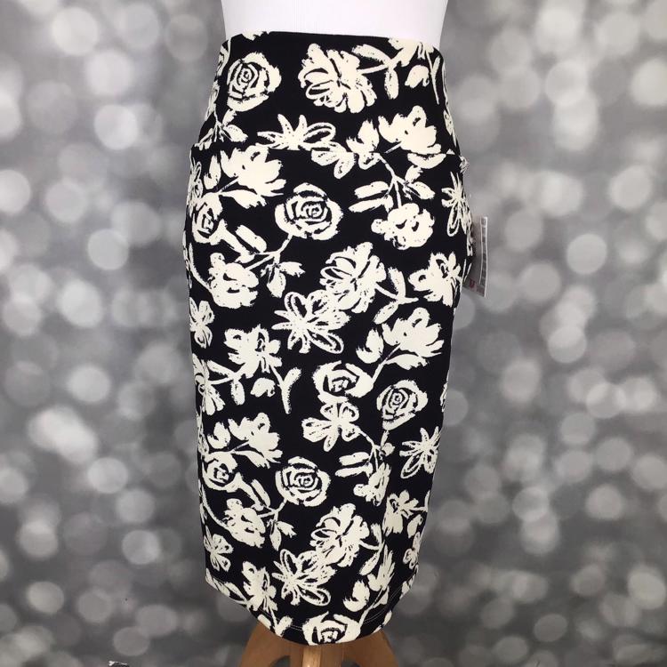 LuLaRoe Career - Career Cassie - Black Cream Floral 