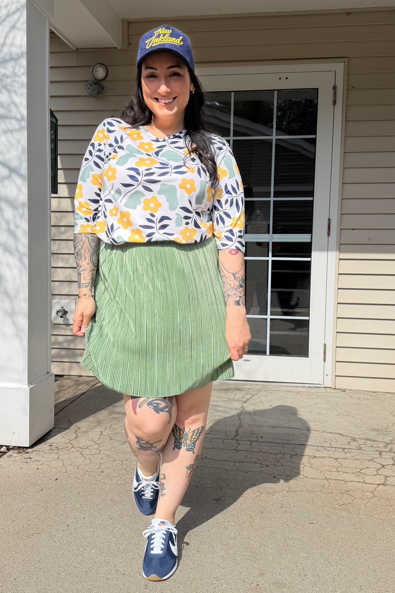 LuLaRoe LuLaRoe Eden Top - Meadow Bloom Abstract 