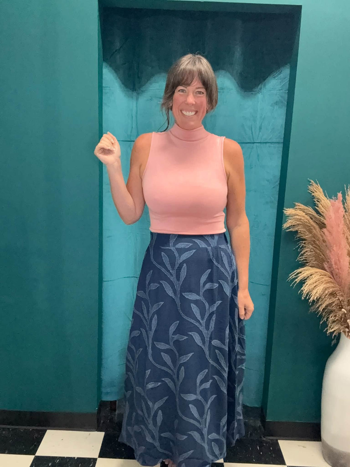 LuLaRoe Ramona Mock Neck Tank – Solid Blush Pink outfit and fit photo