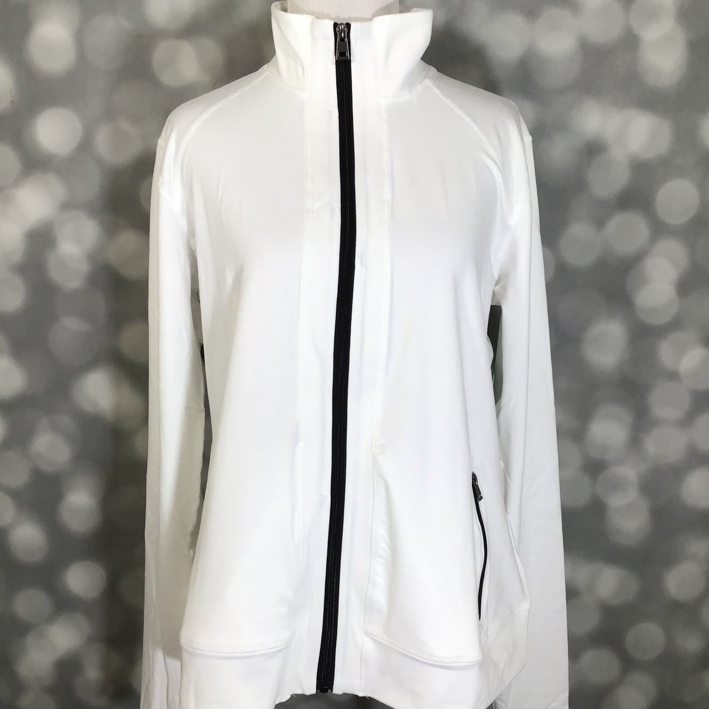 LuLaRoe LuLaRoe RISE Bold Yoga Jacket – Solid White 