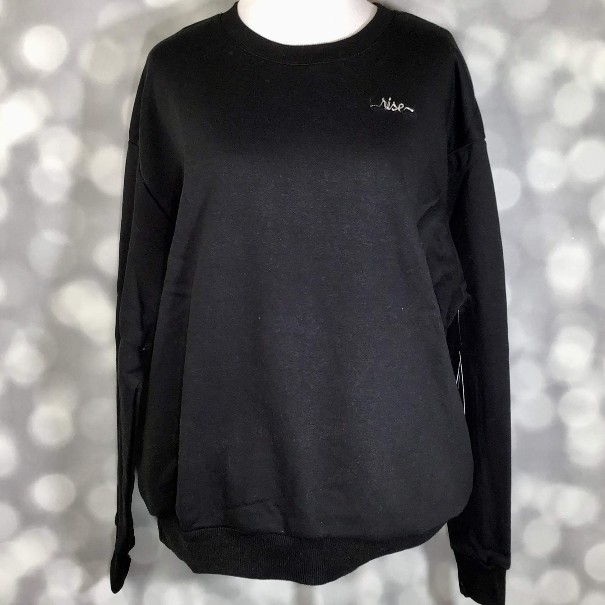 LuLaRoe LuLaRoe RISE Reset Pullover – Solid Black Fleece 
