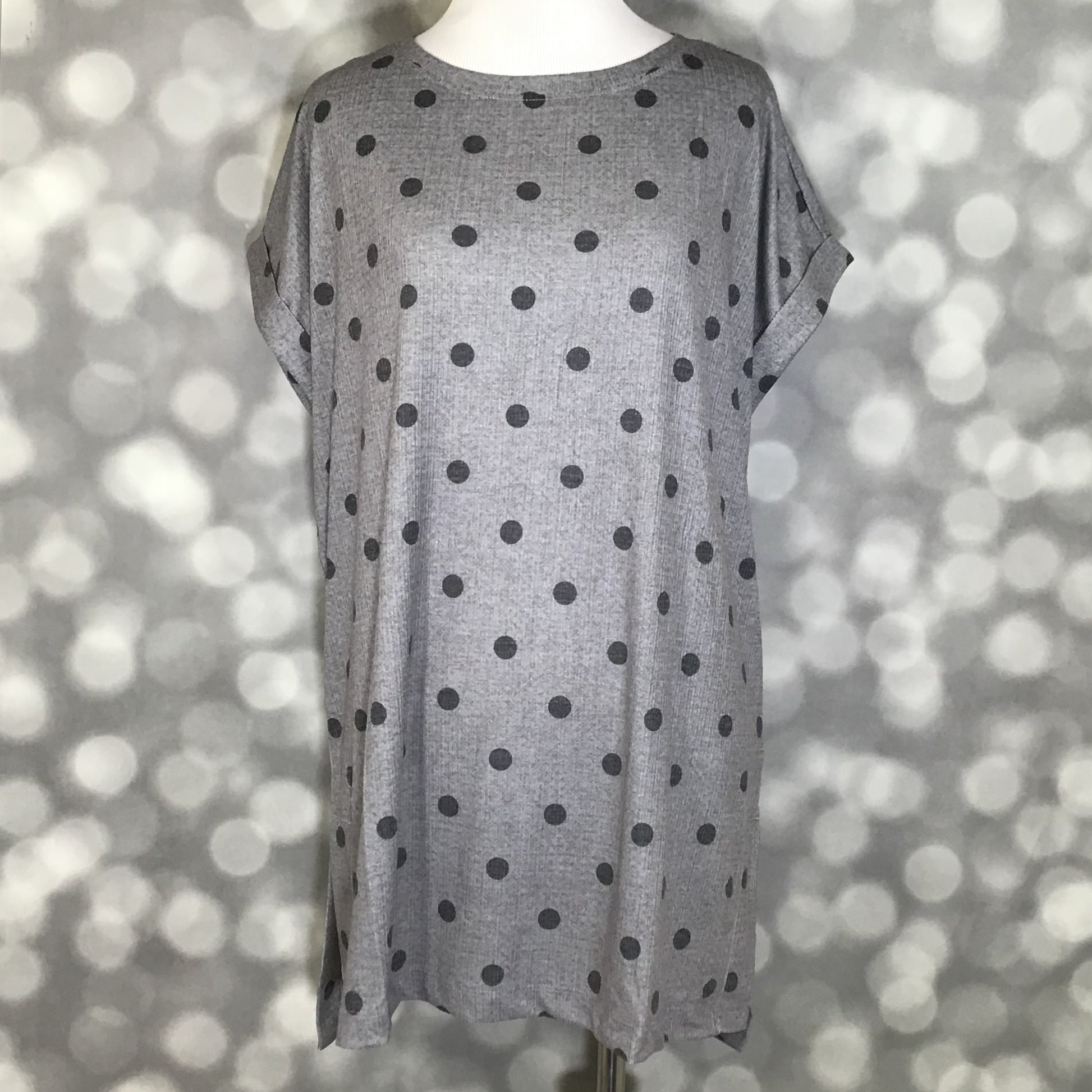 LuLaRoe LuLaRoe Leah Tunic - Charcoal Classic Dot 