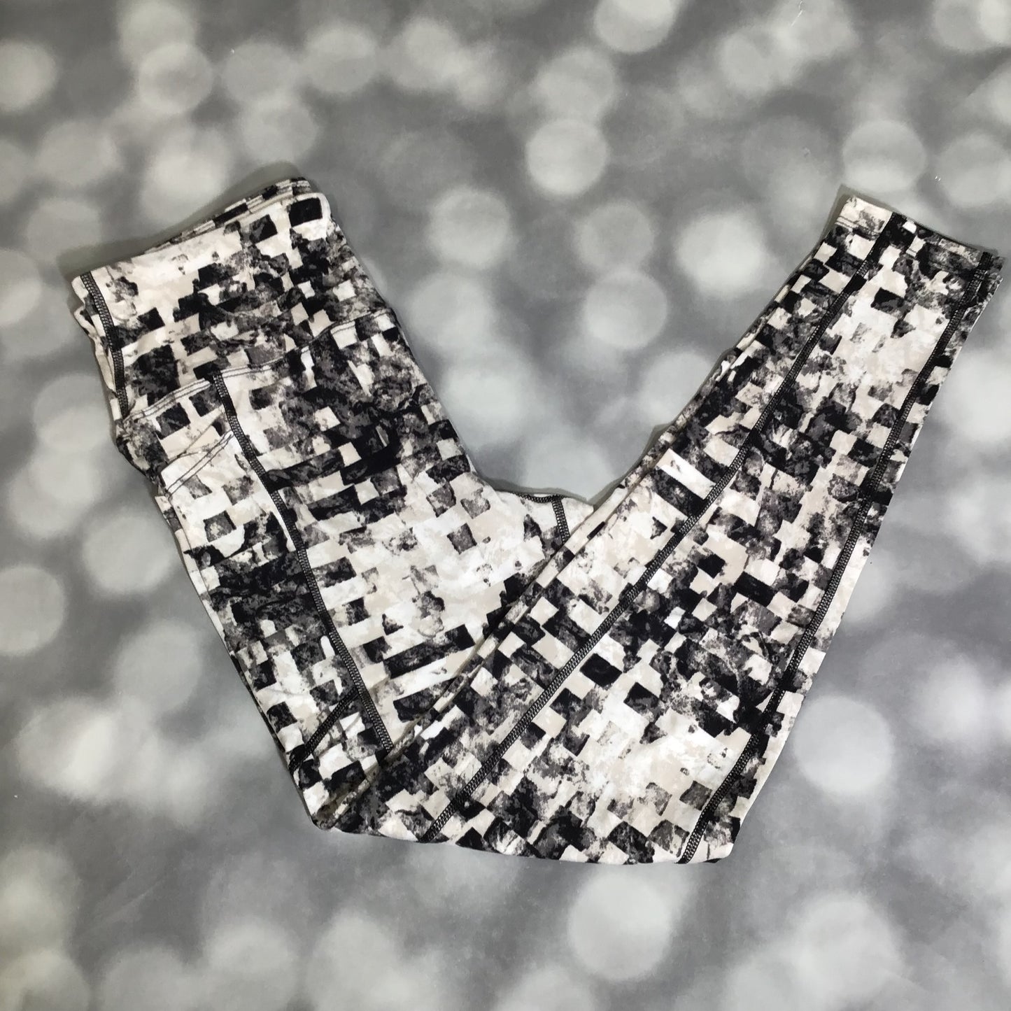 LuLaRoe LuLaRoe Rise Brave Leggings – Urban Pixel Weave 