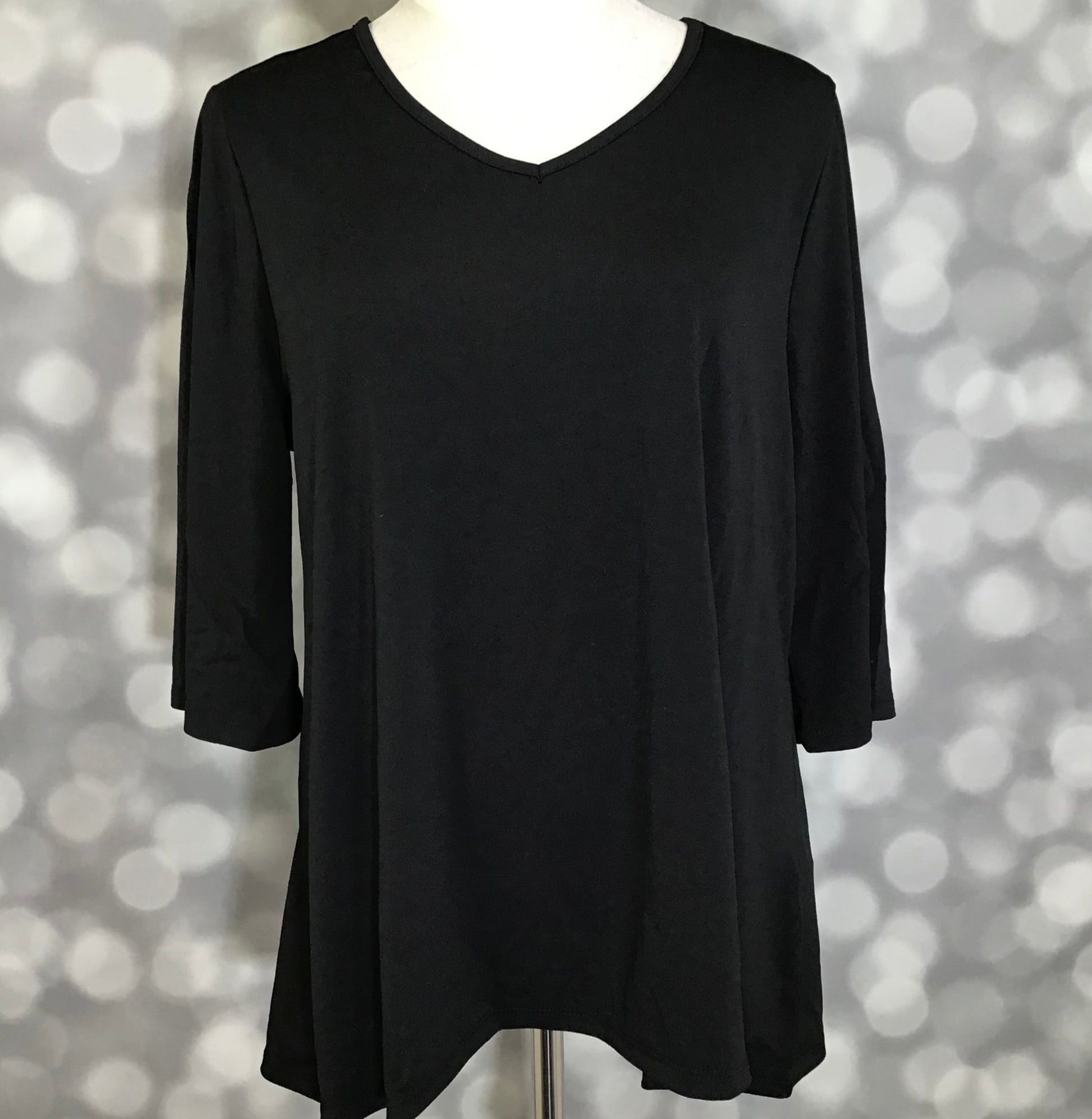 LuLaRoe LuLaRoe Eden Top - Solid Black 