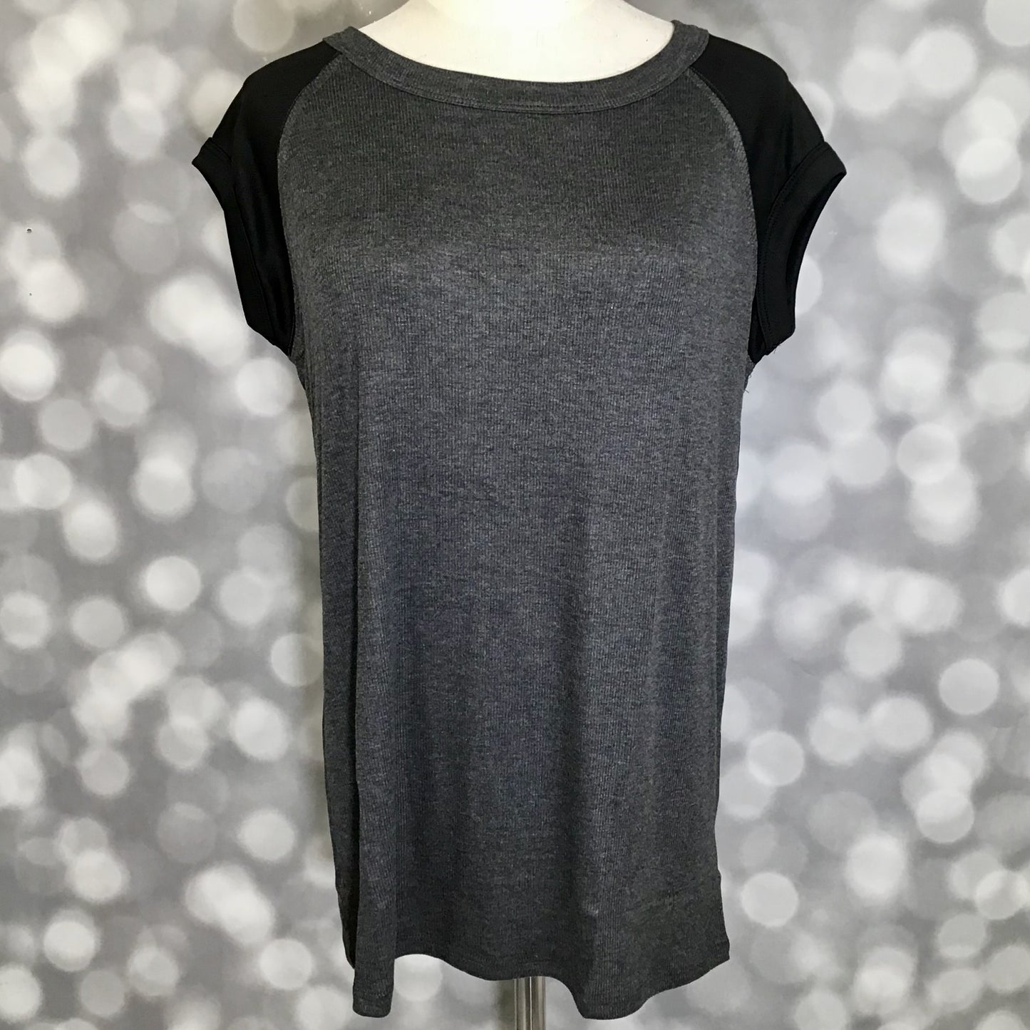 LuLaRoe Ashley Raglan T - Solid Deep Charcoal