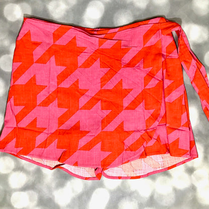 LuLaRoe Rose Wrap Skort - Sunset Coral Houndstooth