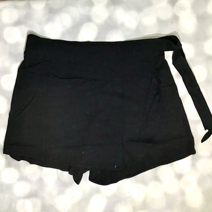 LuLaRoe Rose Wrap Skort - Solid Black