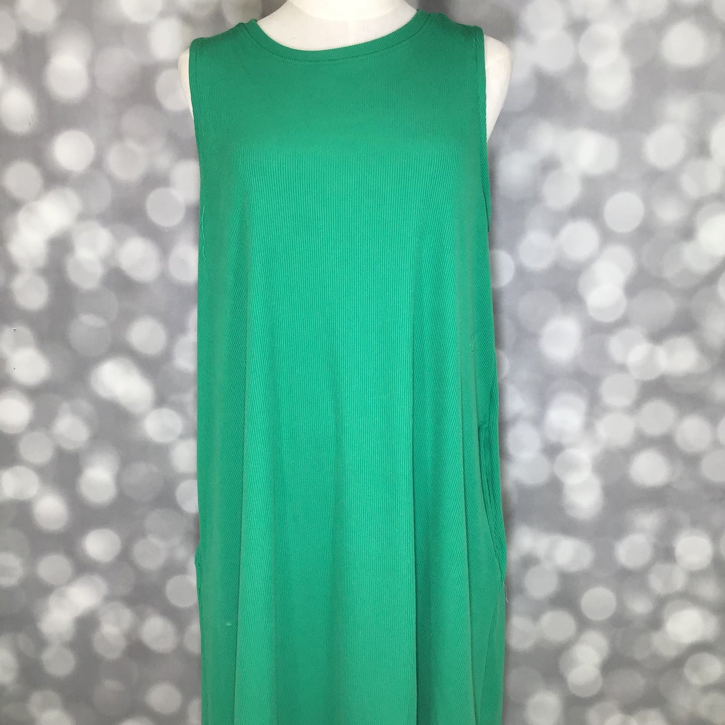 LuLaRoe Charlotte Dress - Solid Emerald Green Sleeveless A-Line Dress with Pockets