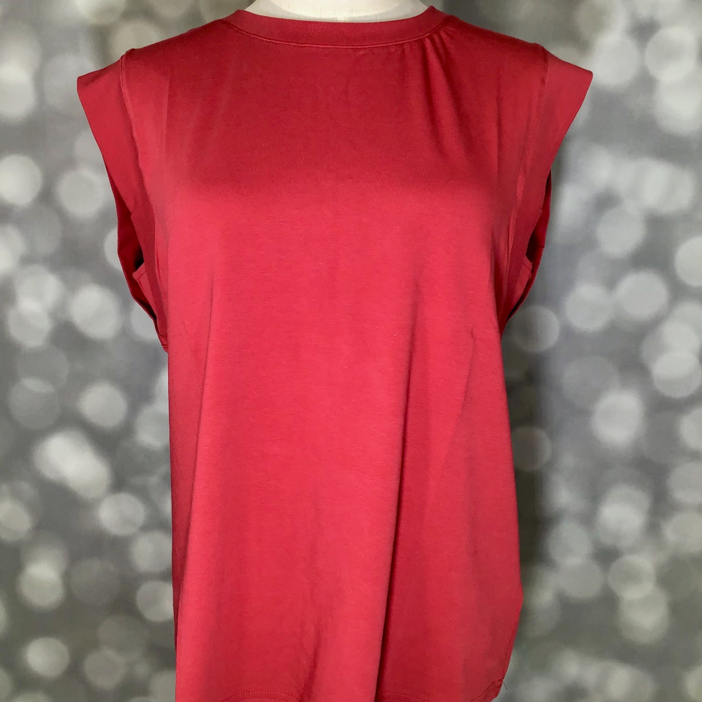 LuLaRoe Suzanne Cap Sleeve Top - Solid Garnet Red