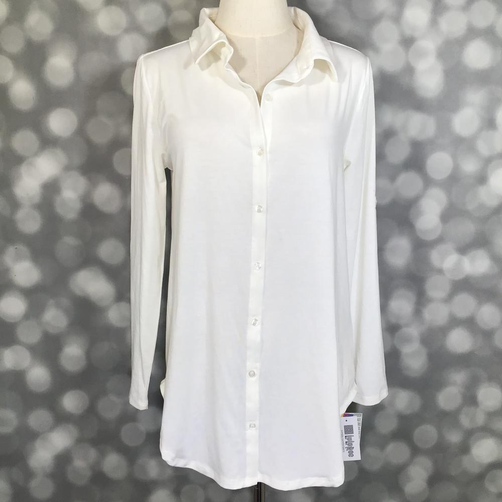 LuLaRoe Valentina adjustable sleeve button-up shirt in Solid White with a collar and scalloped side seams