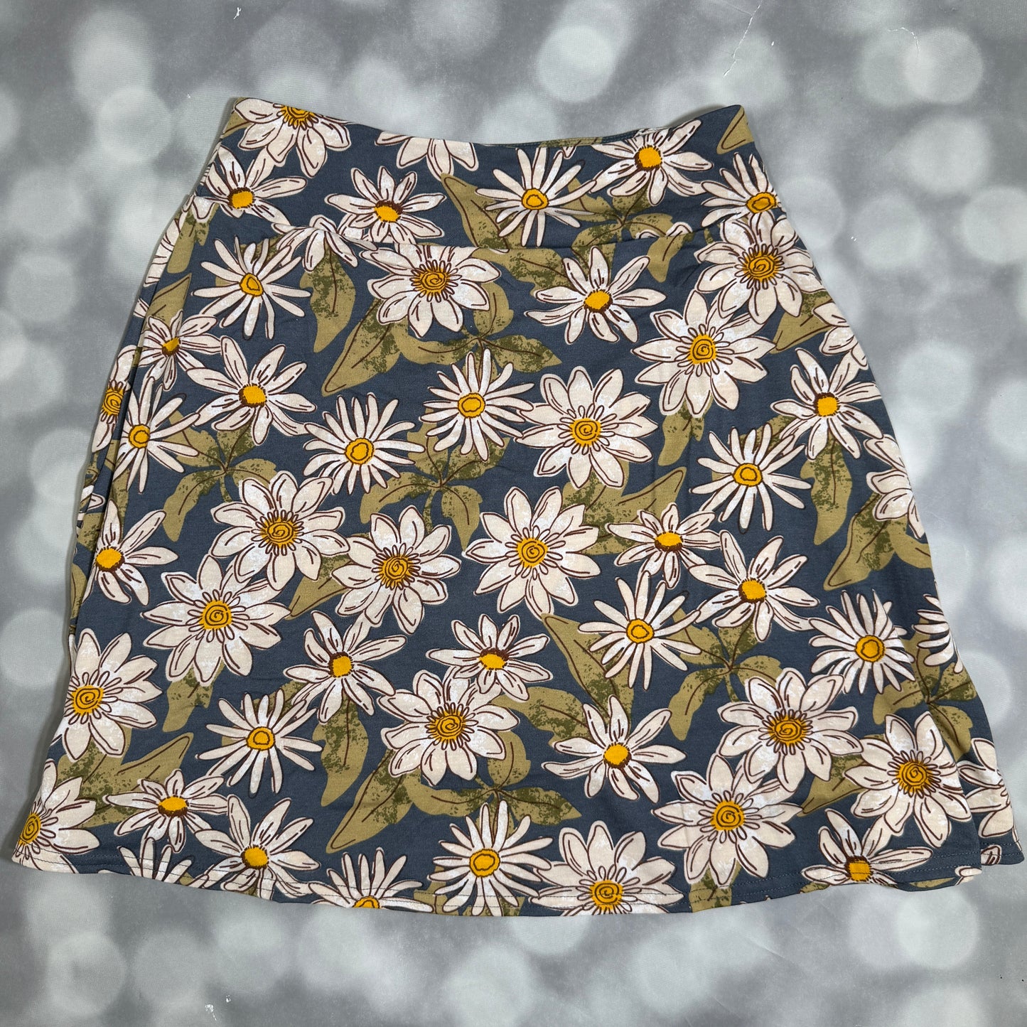 LuLaRoe Eileen Skort - Blue & Olive Daisy Floral