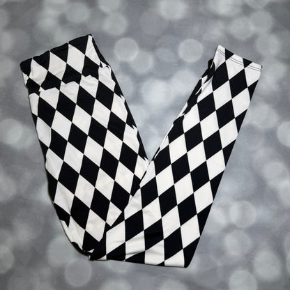 LuLaRoe 2026 Halloween Leggings – Black & White Harlequin Diamond