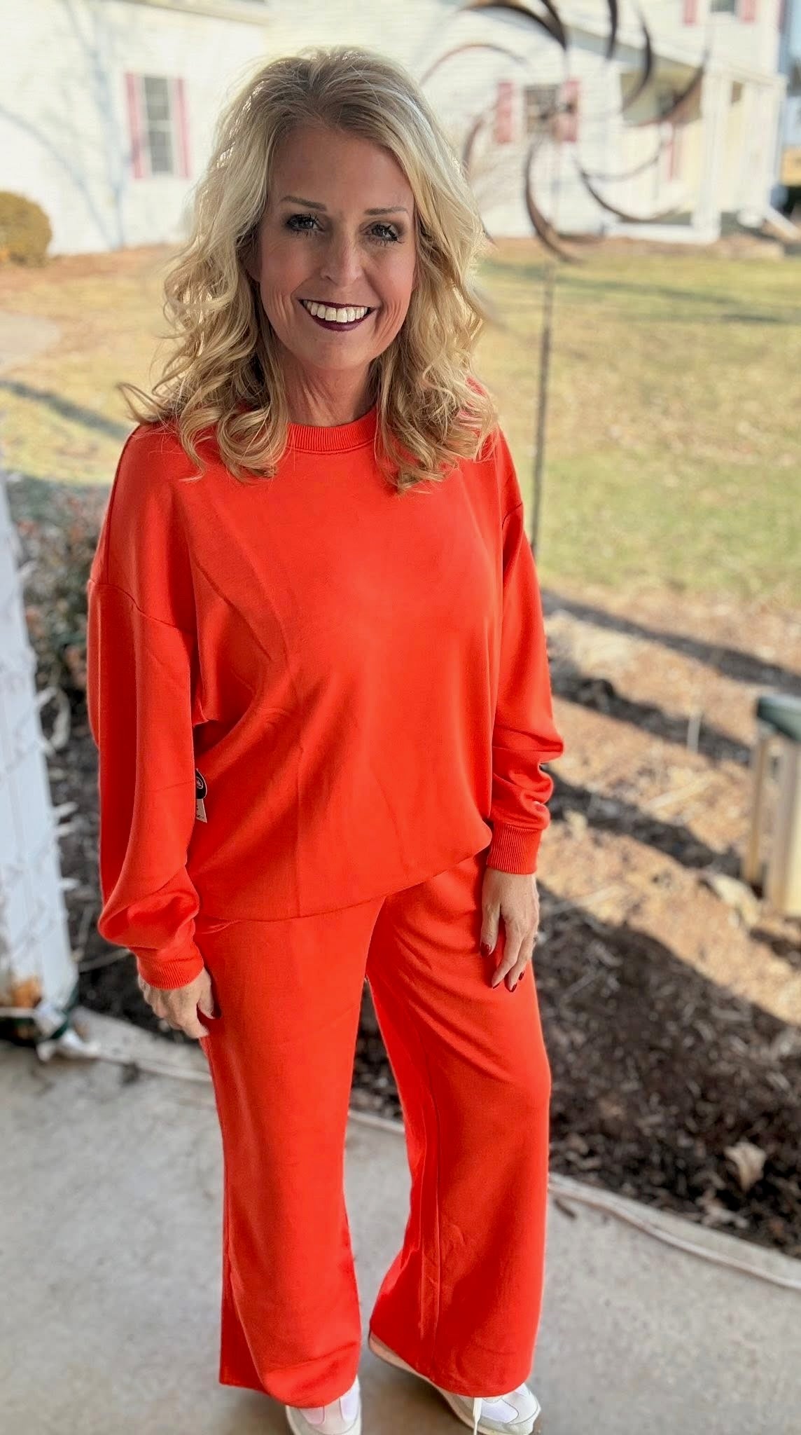 LuLaRoe LuLaRoe RISE Recharge Sweatpant – Solid Poppy Red 