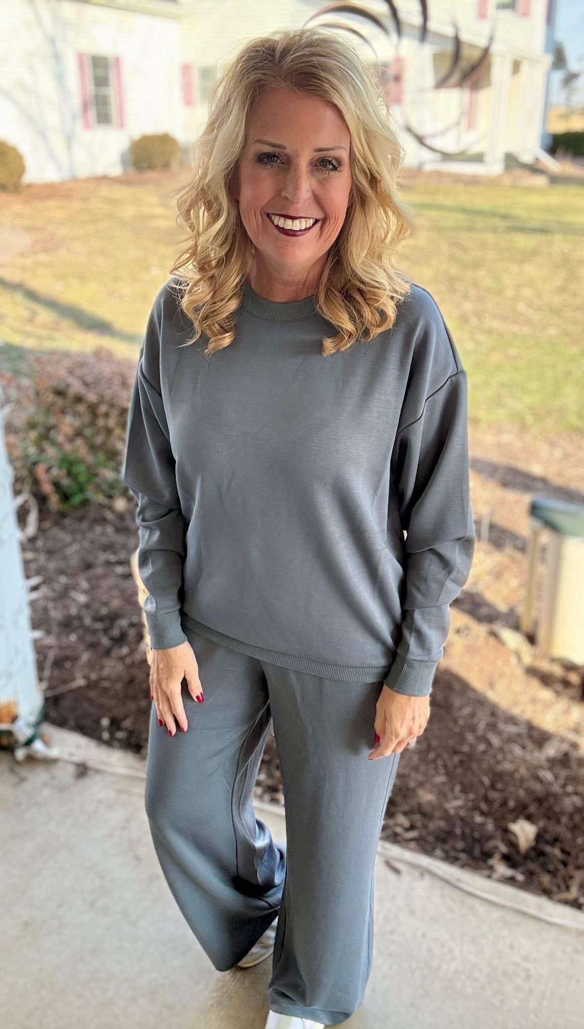 LuLaRoe LuLaRoe RISE Recharge Sweatpant – Solid Graphite Gray 