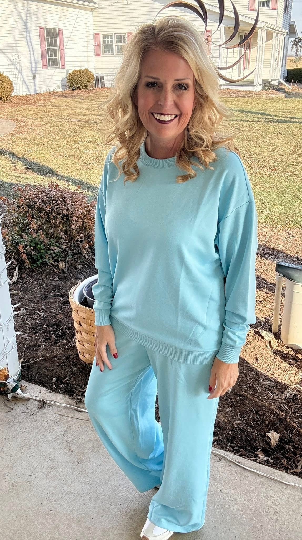 LuLaRoe LuLaRoe RISE Recharge Sweatpant – Solid Cloud Blue 