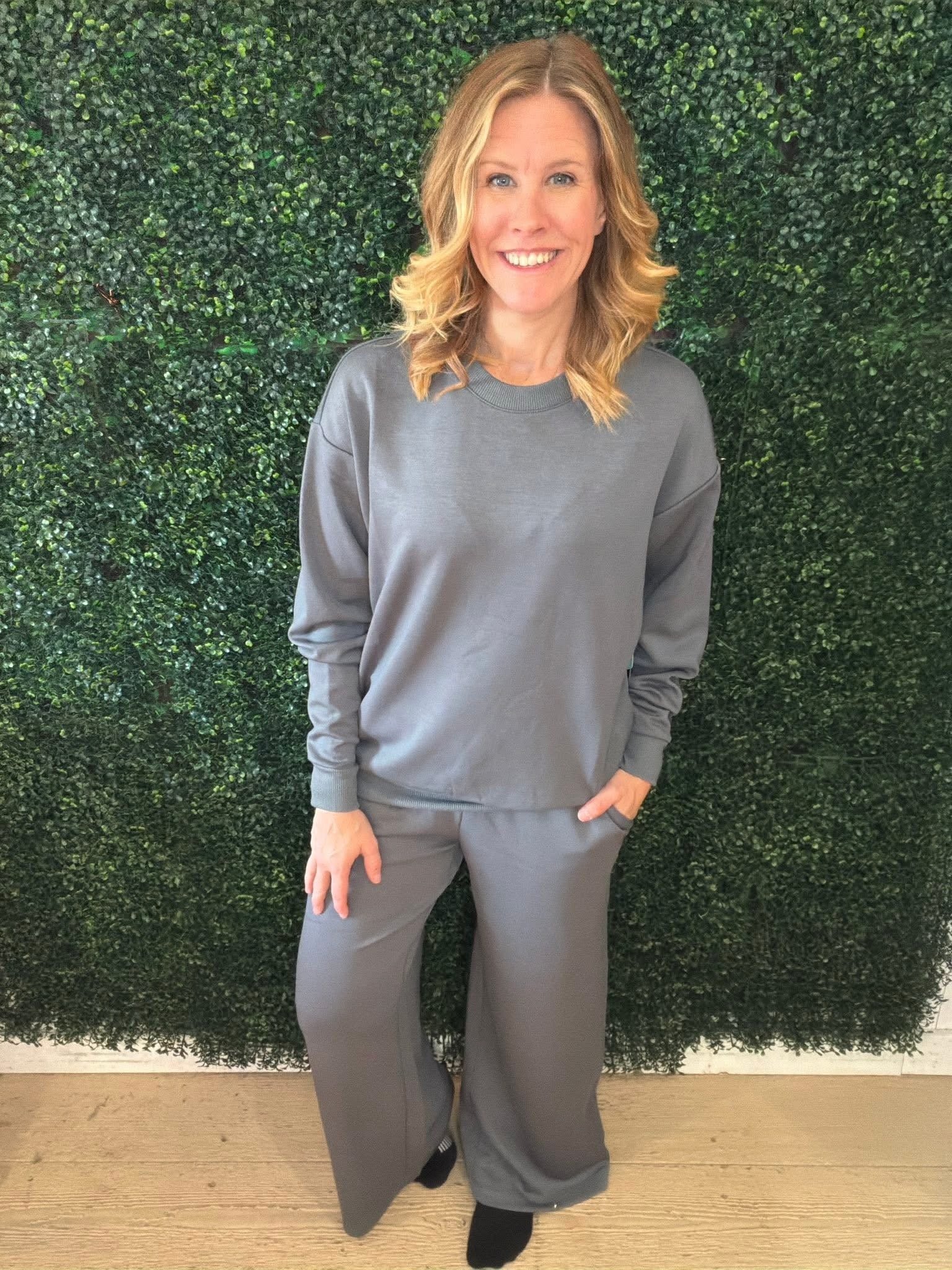 LuLaRoe LuLaRoe RISE Recharge Sweatpant – Solid Graphite Gray 