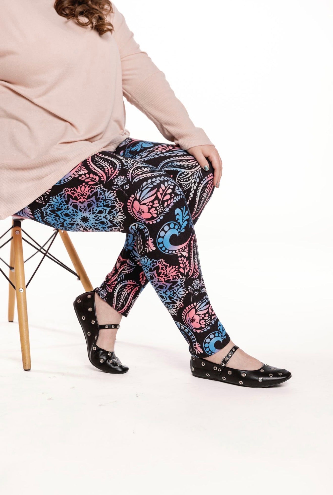 LuLaRoe LuLaRoe Single Print Leggings - Neon Pink Riot Skulls 