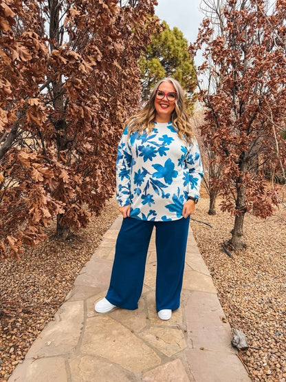 LuLaRoe LuLaRoe Erin Raglan Top - Indigo Watercolor Bloom 