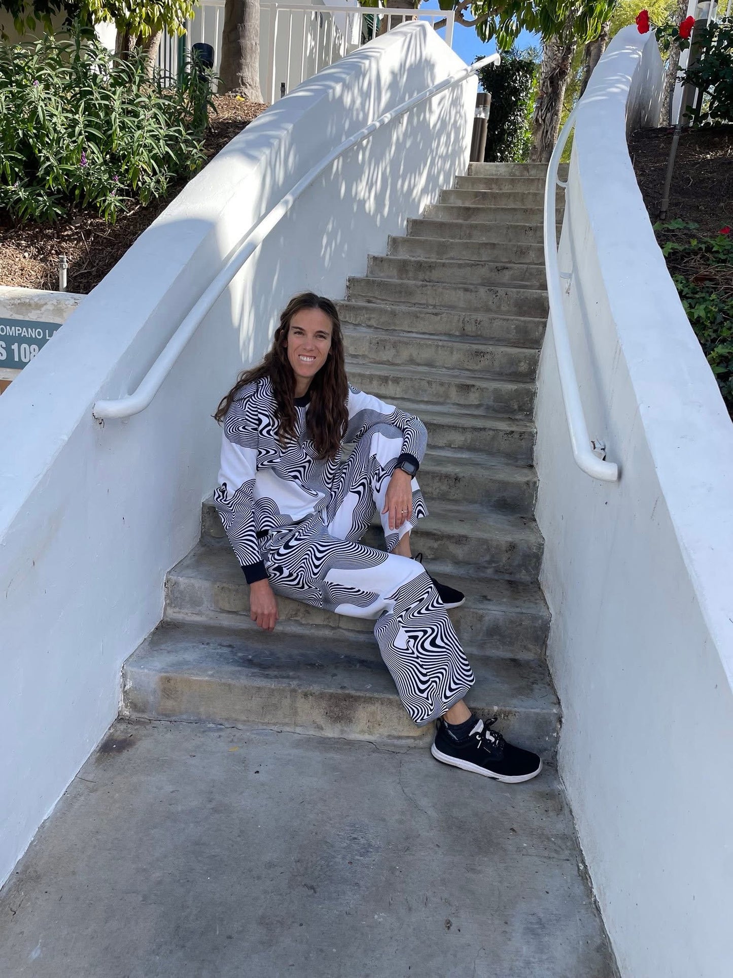 LuLaRoe LuLaRoe RISE Reset Pullover – Ivory Current Abstract 