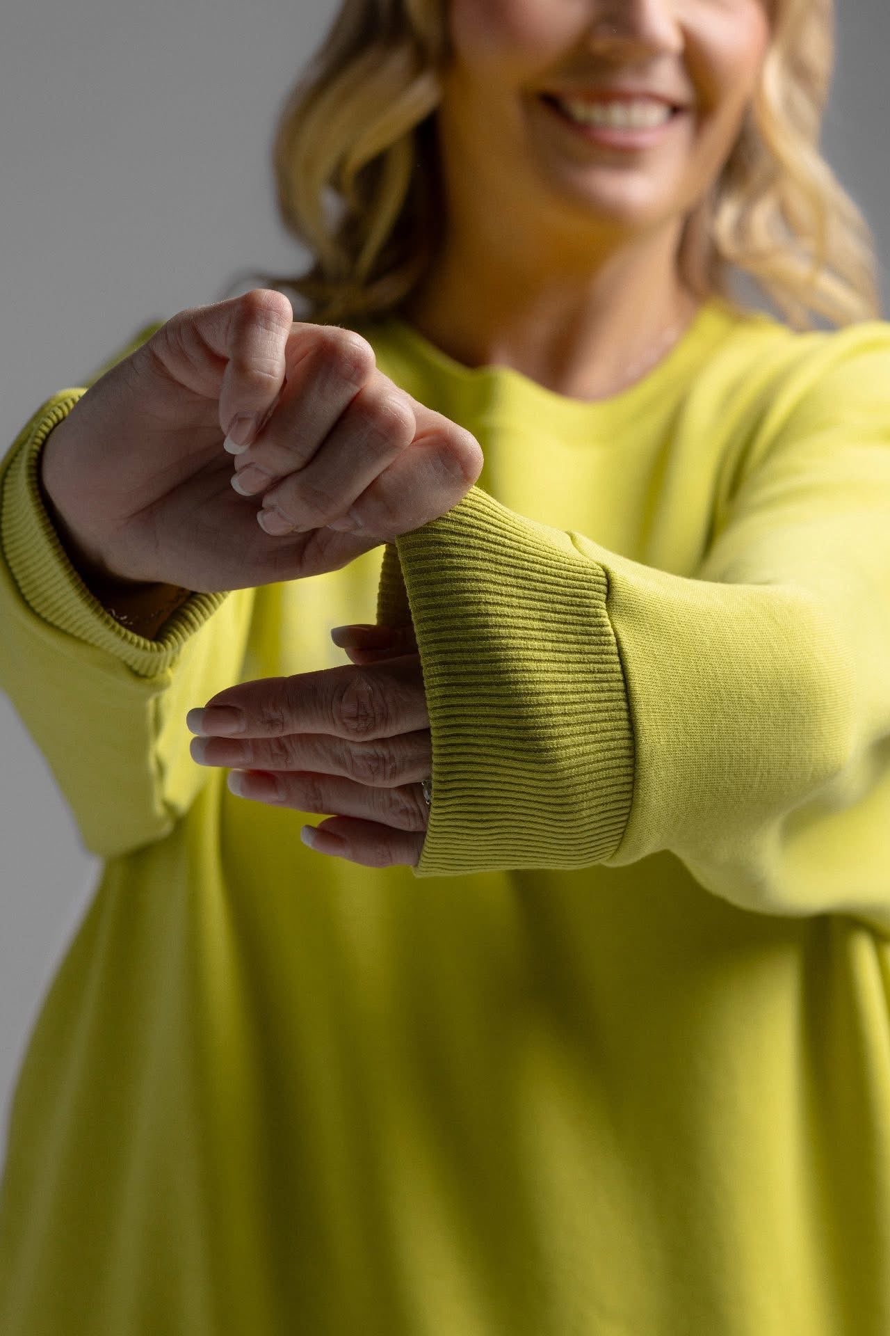 LuLaRoe LuLaRoe RISE Reset Pullover – Citrus Bloom Statement 