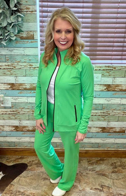 LuLaRoe LuLaRoe RISE Bold Yoga Jacket – Solid Vibrant Clover Green 