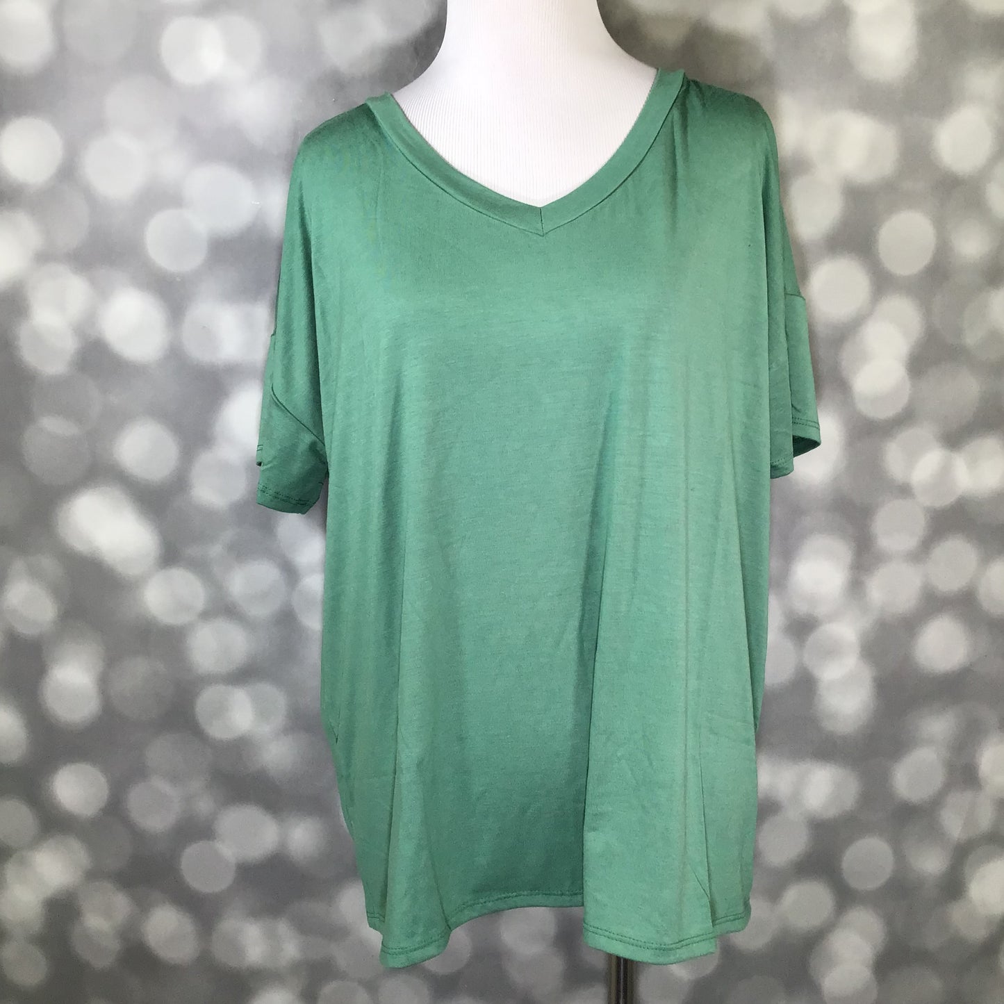 LuLaRoe Lisa - Solid Dusty Green 