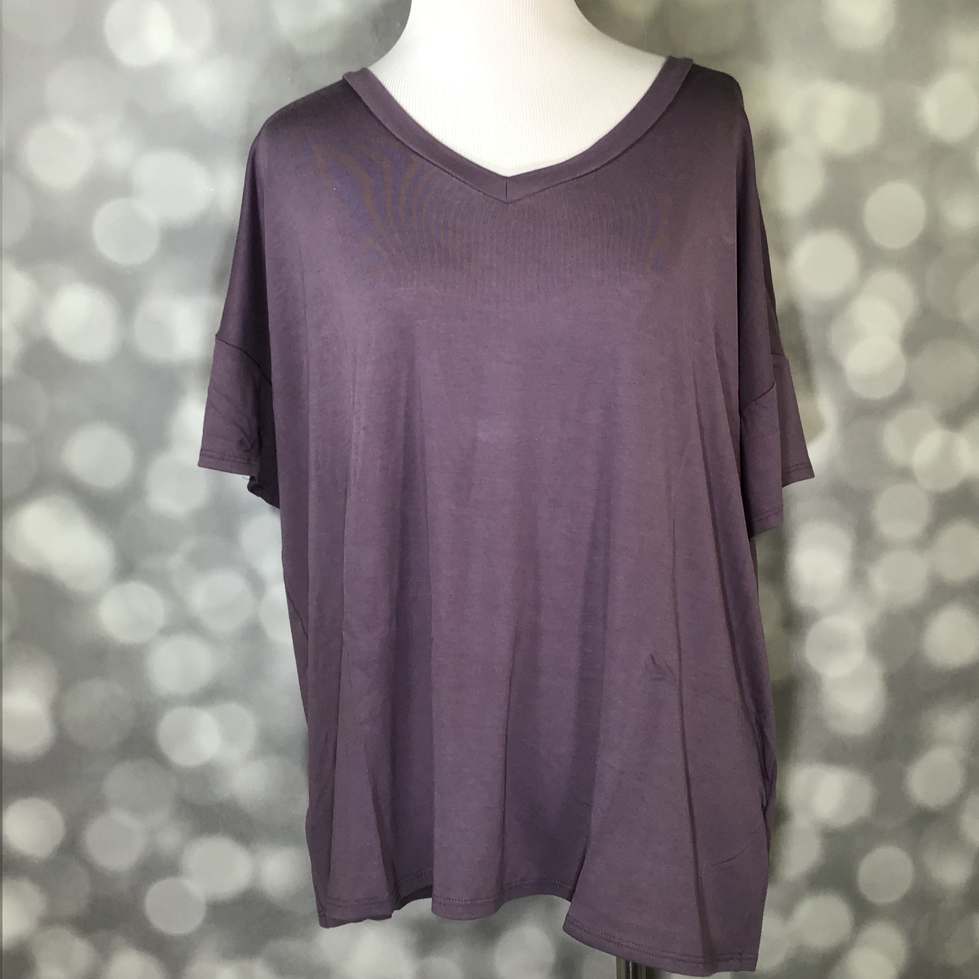 LuLaRoe Lisa - Solid Lilac Dusty 