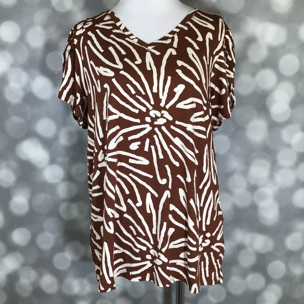 LuLaRoe Remi Top – Coco Petal Bloom