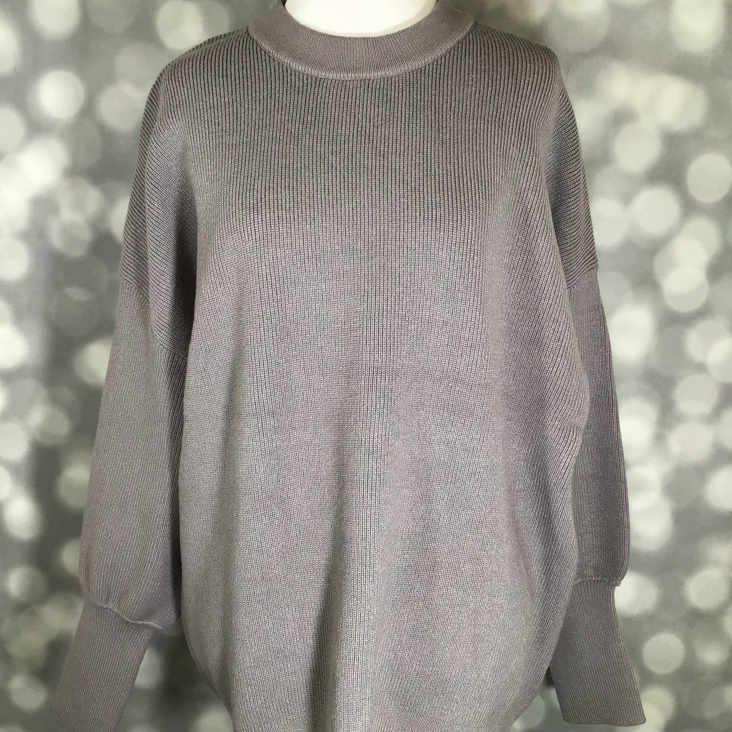 LuLaRoe LuLaRoe Cozy Chris Top - Solid Soft Pebble Gray 