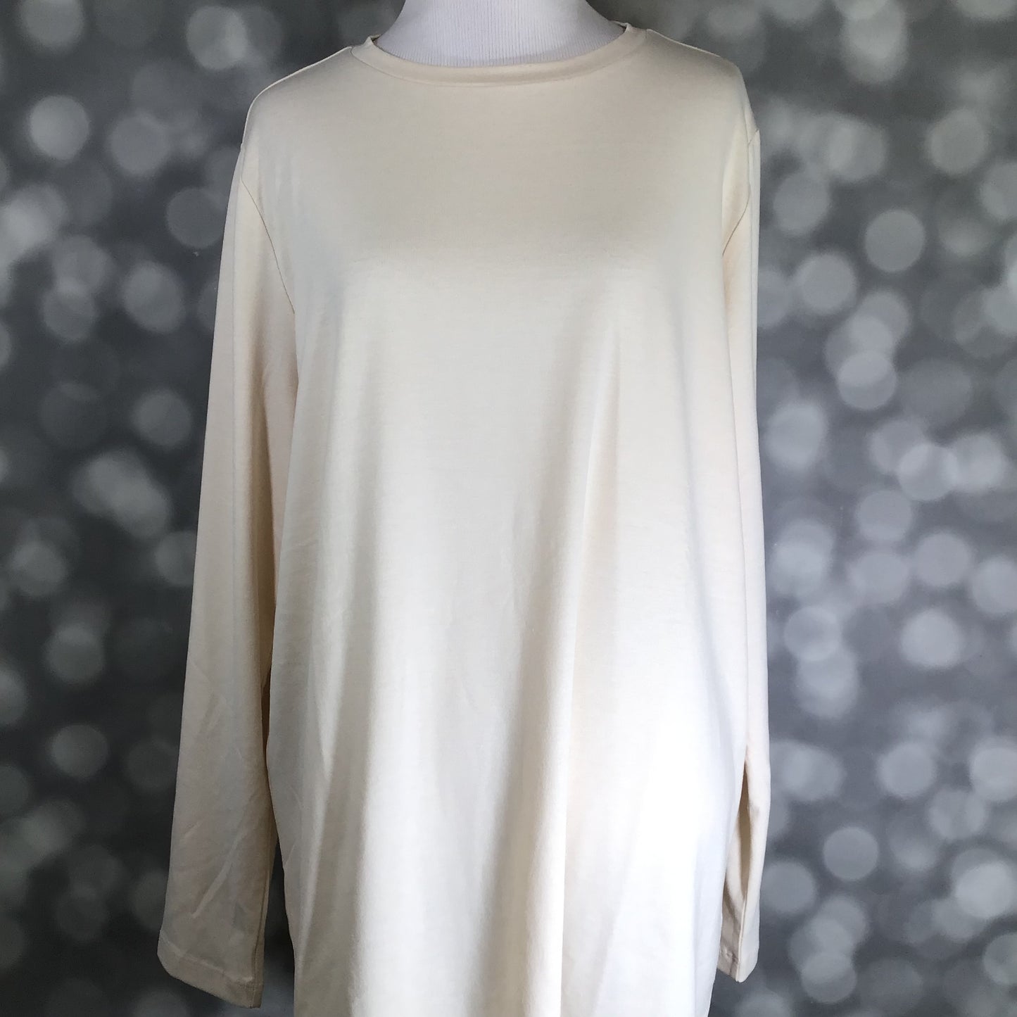 LuLaRoe LuLaRoe Sharon Long Sleeve Top - Solid Cream Dream 