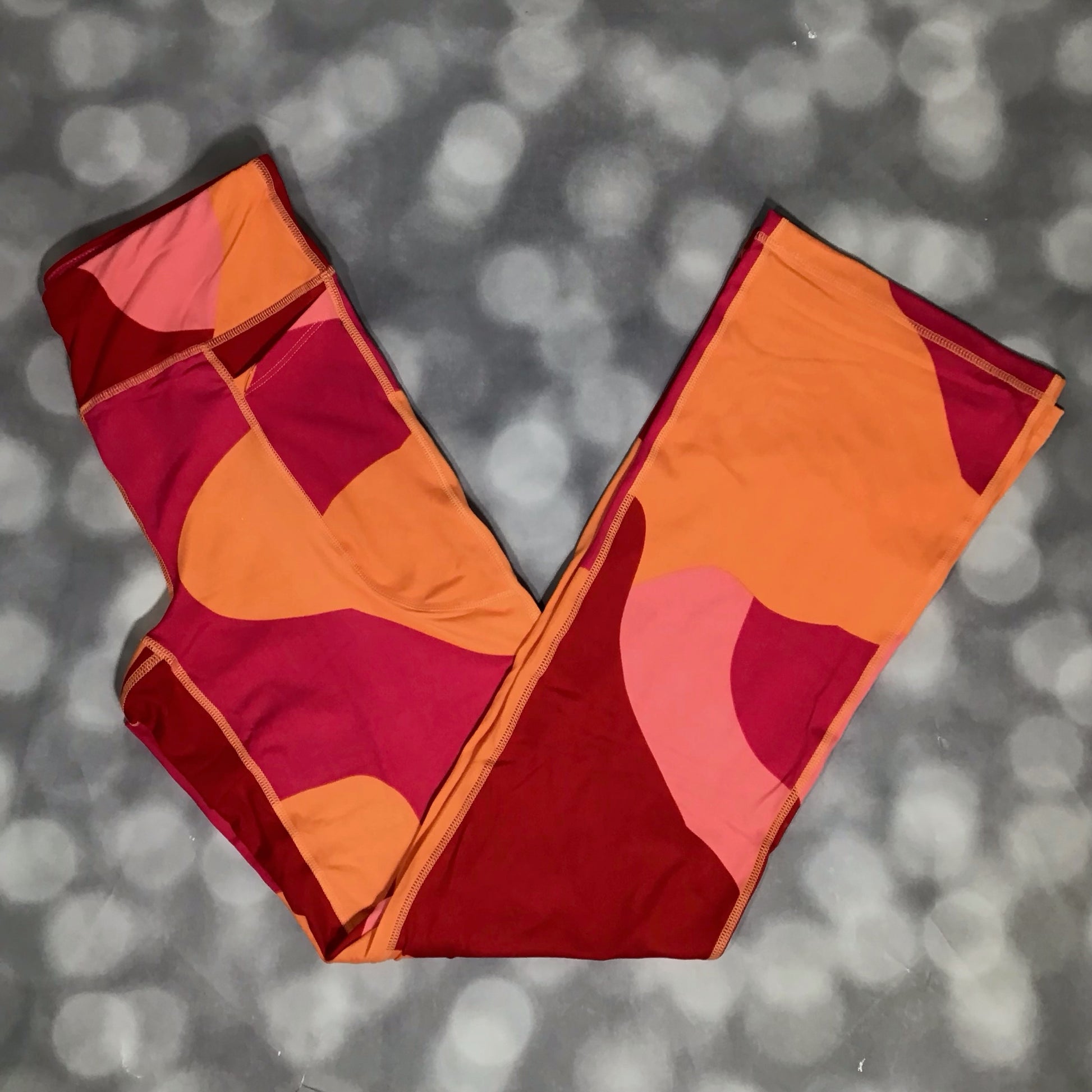 LuLaRoe RISE Passionate Yoga Pant 2.0 - Canyon Clay Abstract 