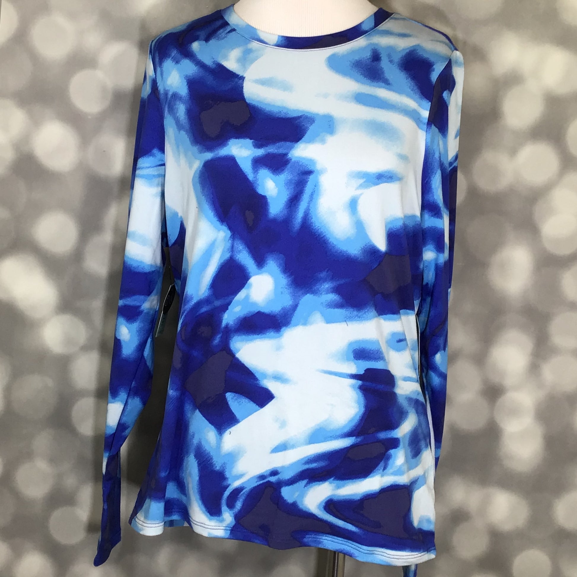 LuLaRoe LuLaRoe Rise Limitless Top - Coastal Blue Abstract 