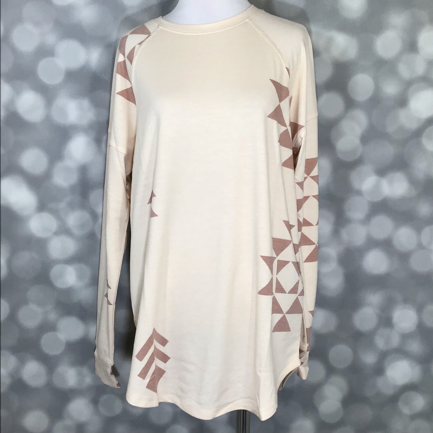 LuLaRoe LuLaRoe Erin Raglan Top - Desert Arrow Geometry 