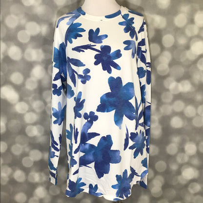 LuLaRoe LuLaRoe Erin Raglan Top - Indigo Watercolor Bloom 