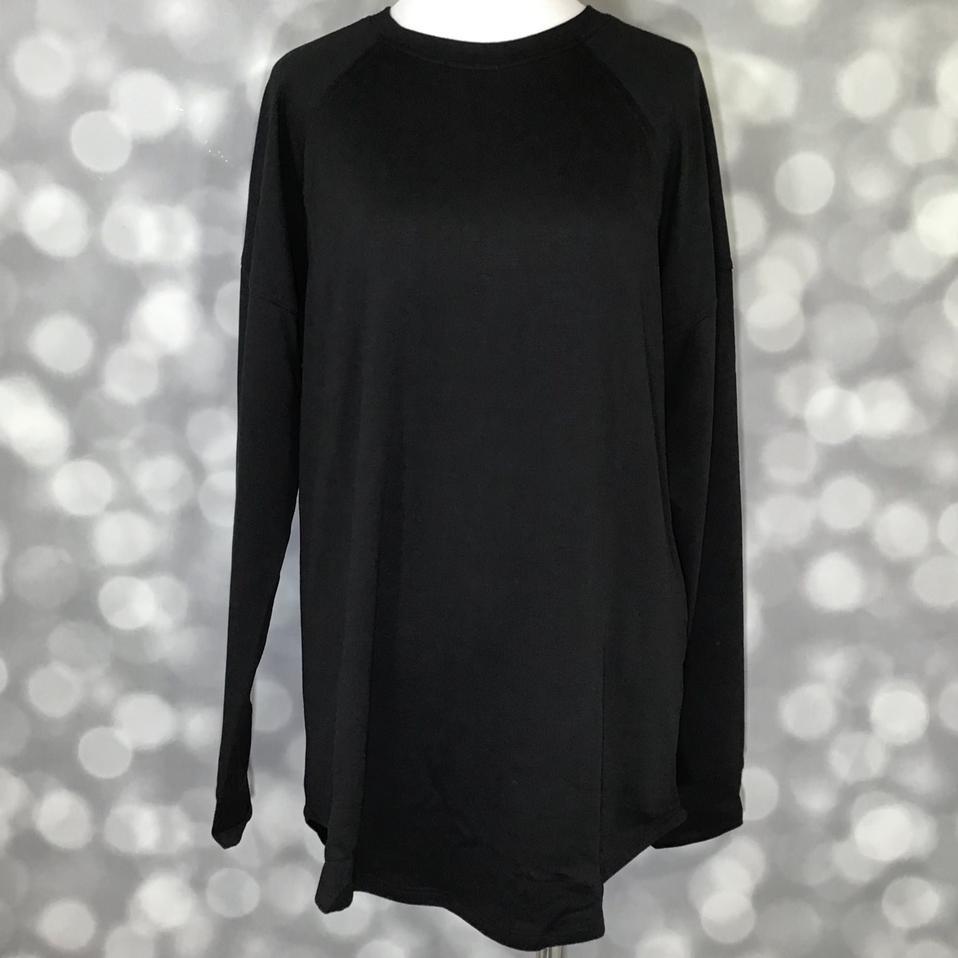 LuLaRoe LuLaRoe Erin Raglan Top - Solid Black 