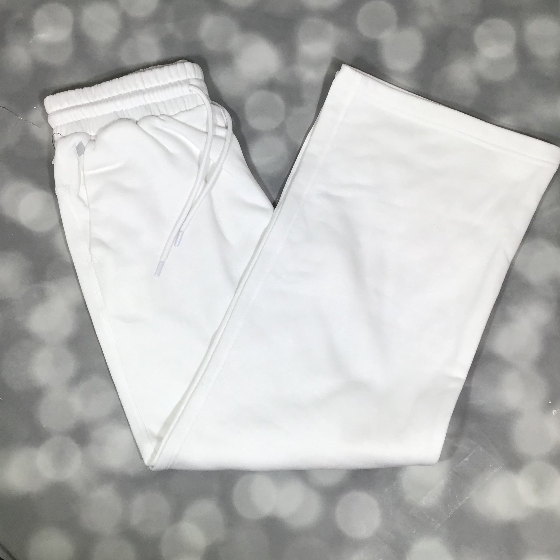 LuLaRoe LuLaRoe RISE Recharge Sweatpant – Solid White 