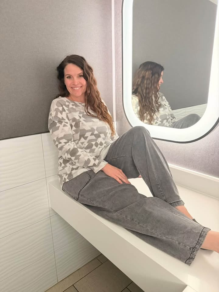 LuLaRoe Tina Mixed Media Long Sleeve Top Ivory Taupe Gray Abstract Geometric – additional product view