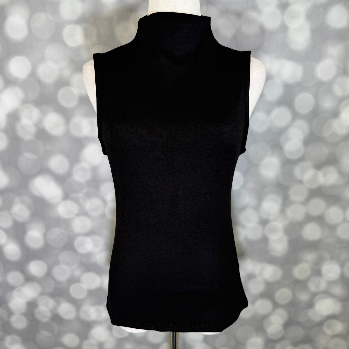LuLaRoe Ramona Mock Neck Tank – Solid Black outfit and fit photo