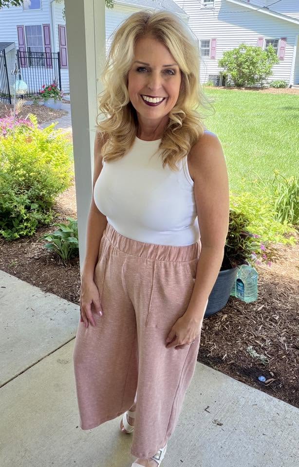 LuLaRoe Justine Pant - Solid Desert Rose