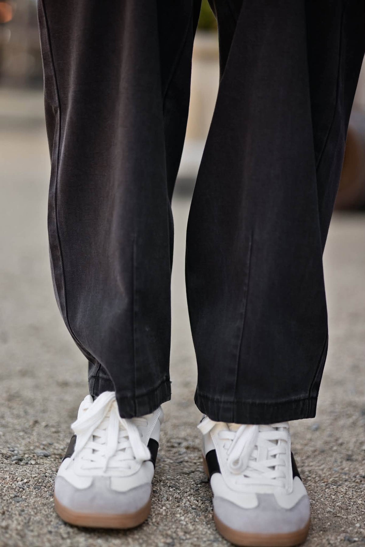 LuLaRoe Brindley Black wash women's barrel-leg pull-on pants - product photo 6