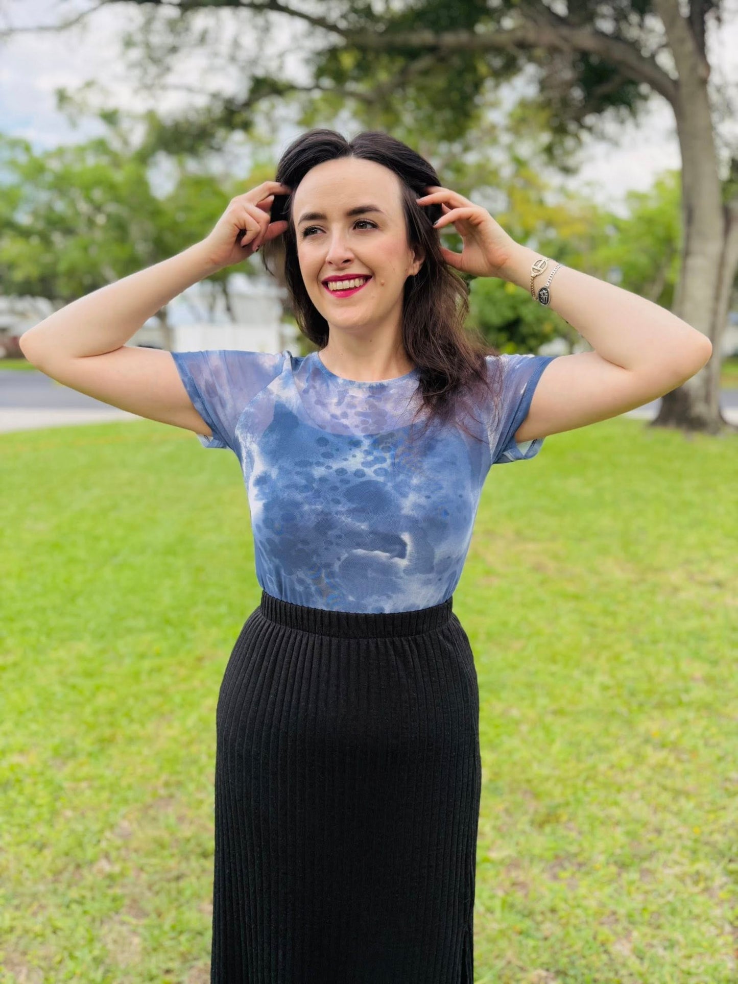 LuLaRoe LuLaRoe Miranda Mesh T - Midnight Indigo Tide 