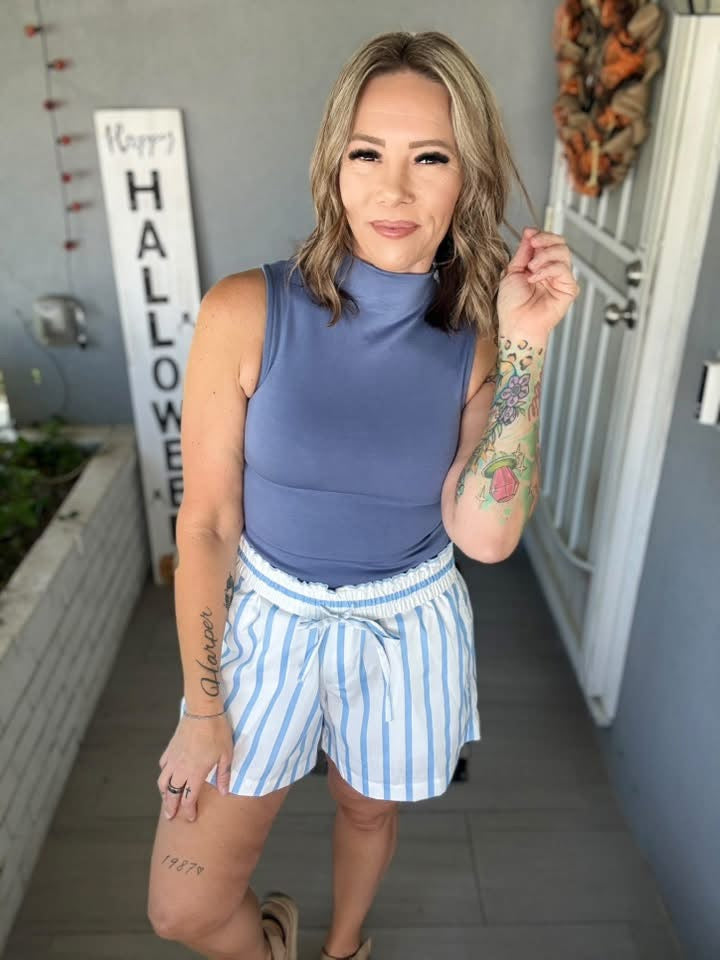 LuLaRoe Ramona Mock Neck Tank – Solid Slate Blue outfit and fit photo
