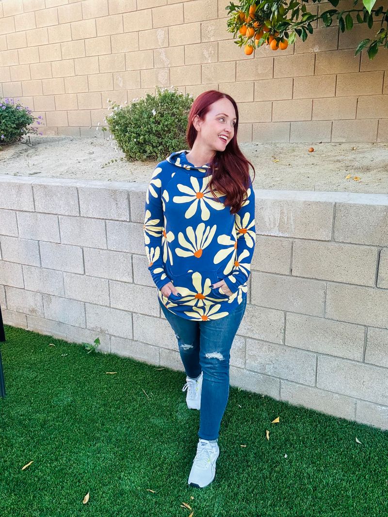 LuLaRoe LuLaRoe Amber Hoodie - Cobalt Daisy Pop 