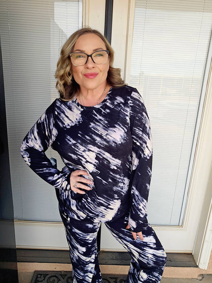 LuLaRoe LuLaRoe Rise Limitless Top - Ivory Brushstroke Abstract 