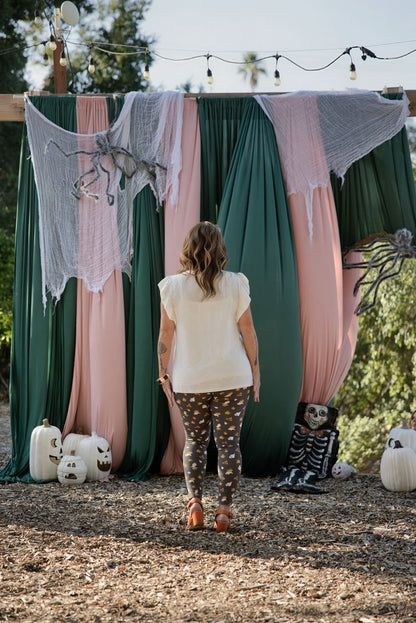LuLaRoe 2026 Halloween Leggings – Charcoal Booquet Ghosts and Flowers